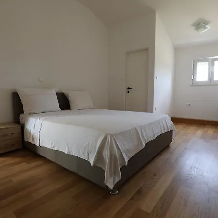 Apartamento Kokic Sukošan